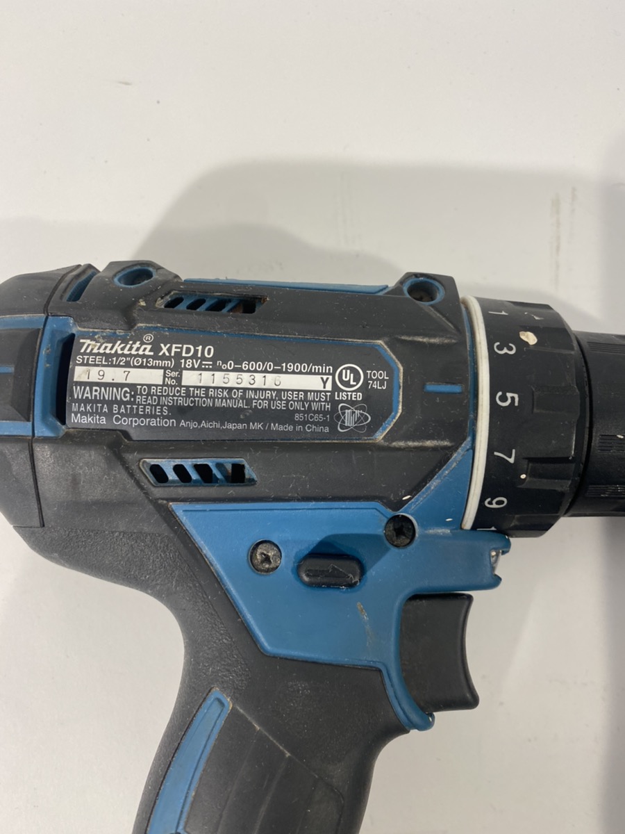 MAKITA XFD10 CORDLESS DRILL WITH 18V CHARGER, NO BATTERY Very
