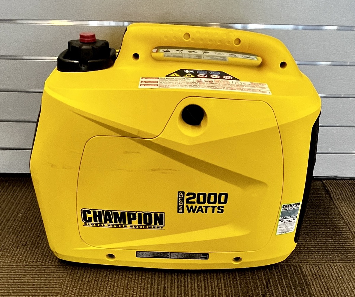 CHAMPION 100306 Quiet Run Generator 2000W Very Good Heartland