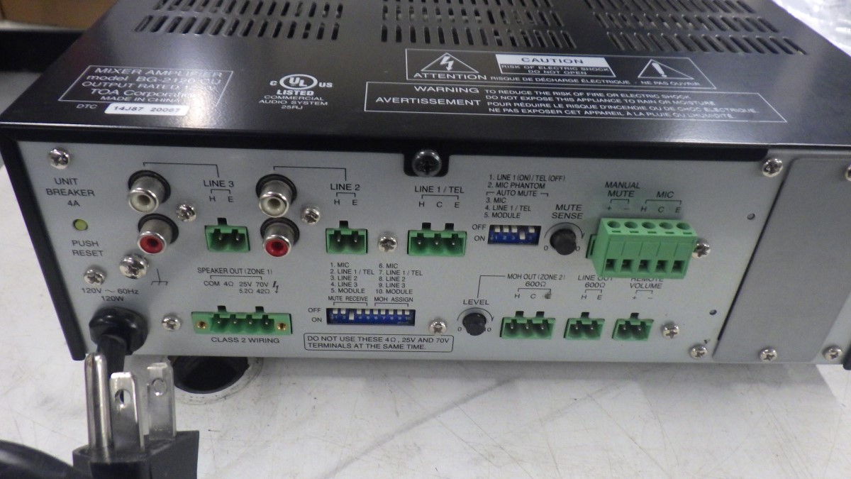 TOA BG2120 Mixer/Amplifier 120 Watt Mic/Tel/Aux/PGM Inputs Very Good