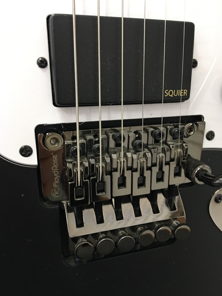 Squier Contemporary Active Stratocaster HH Flat Black Like New Buya