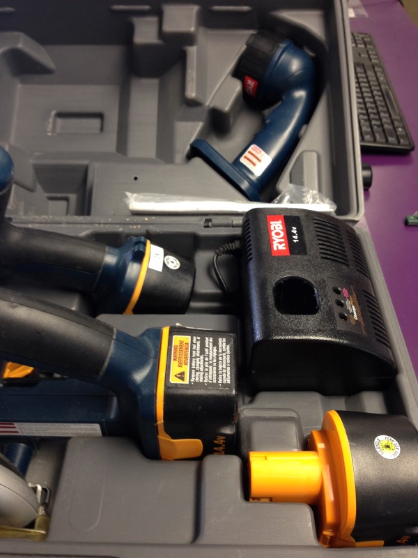 RYOBI Combination Tool Set 14.4V SAW/DRILL/FLASHLIGHT COMBO Acceptable ...