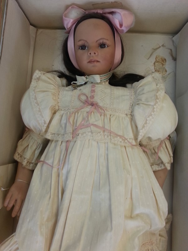 GREAT AMERICAN DOLL COMPANY MARTINA 1987 Good | Buya