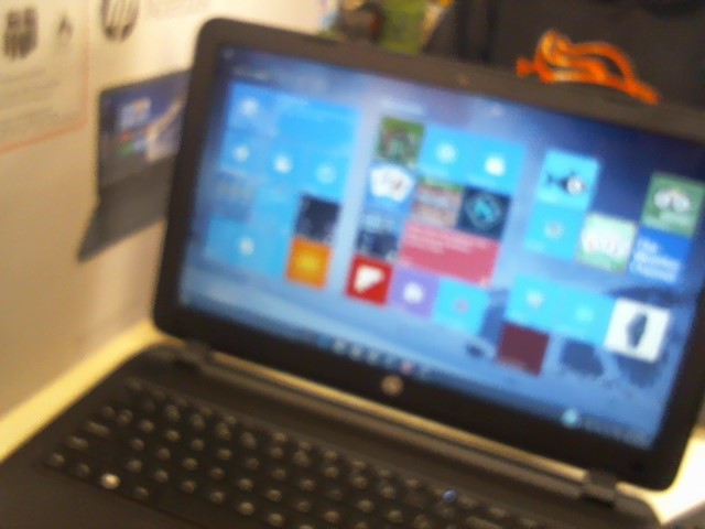 Hewlett Packard Laptopnetbook Hp 15 F233wp Like New Buya 6022