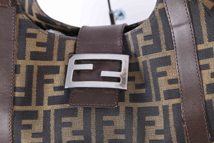 fendi 2305