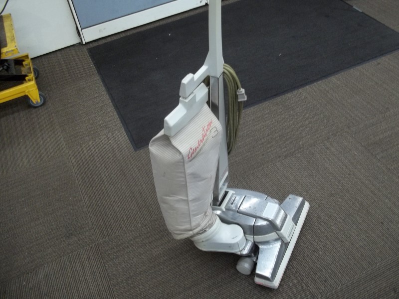 KIRBY VACUUM GENERATION 3, AWESOME CLEANING POWER, FILTRATION, & VERY
