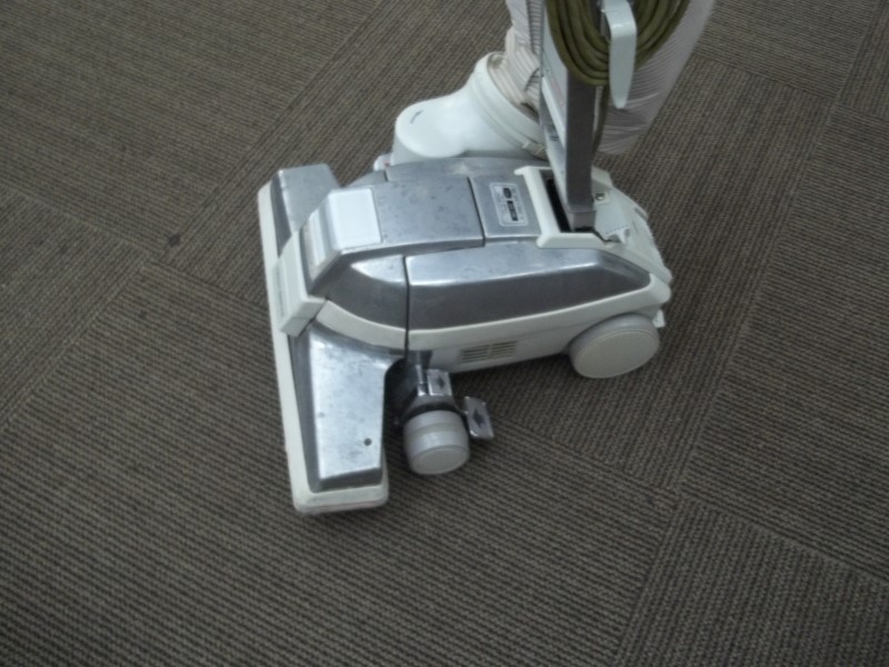 KIRBY VACUUM GENERATION 3, AWESOME CLEANING POWER, FILTRATION, & VERY