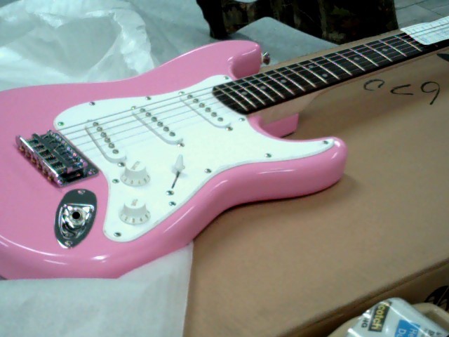 FENDER MINI-STRAT | Buya