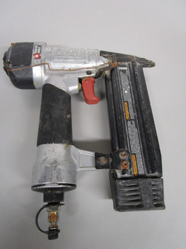 PORTER CABLE BN200SB 2" 18 GA BRAD NAILER, TESTED Good Buya