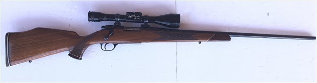 WEATHERBY MARK V VARMINTMASTER .224 MAGNUM