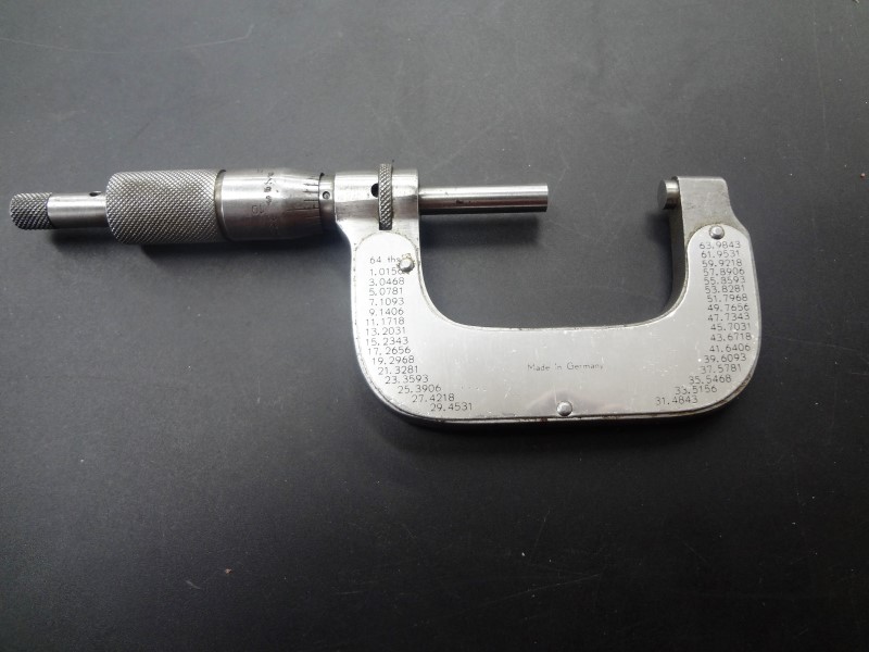 12" 1/1000 MICROMETER MADE IN GERMANY Good Axel's Spokane