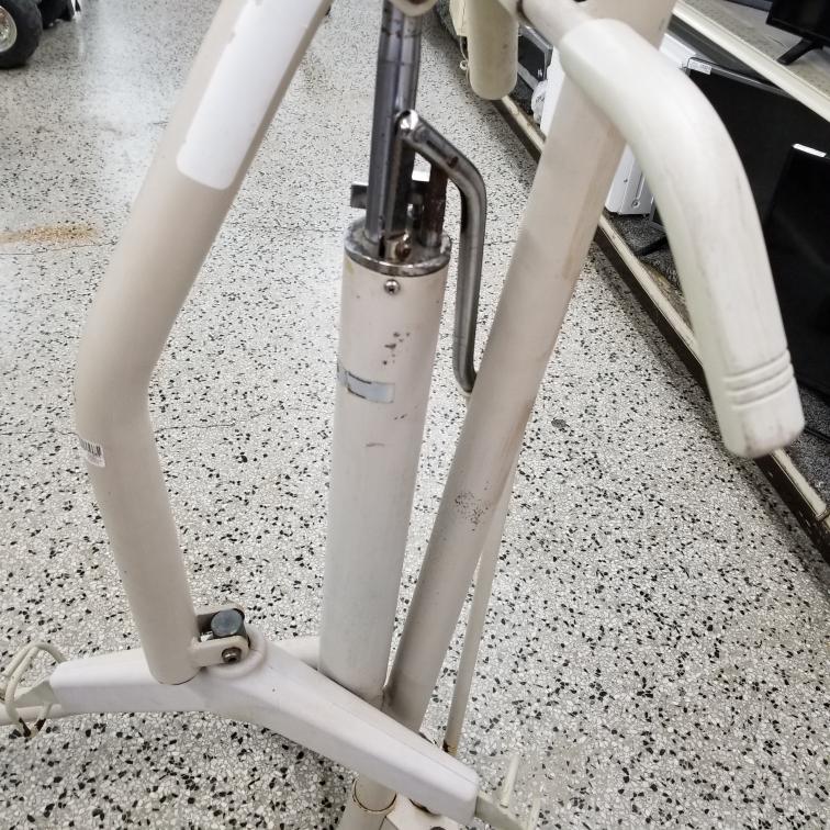 INVACARE Medical Mobility/Disability 9805P HYDRAULIC LIFT (MEECSS
