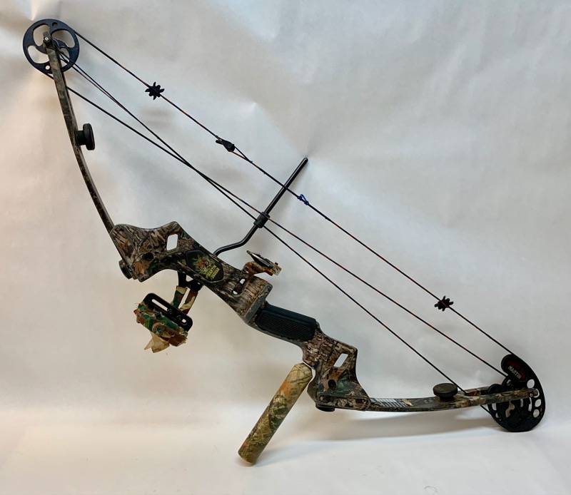Martin Magnum Right Handed Compound Bow