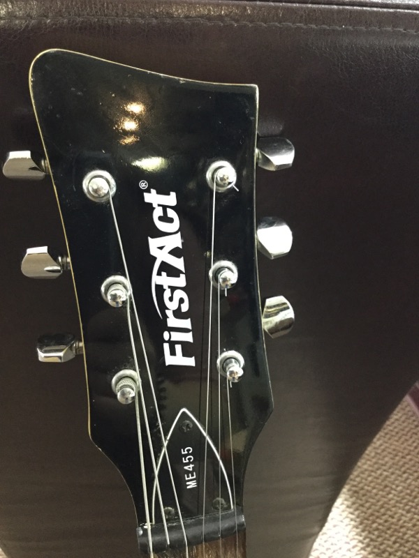 First Act Electric Guitar Me455 For Parts Or Not Working A First Act Electric Guitar Me455