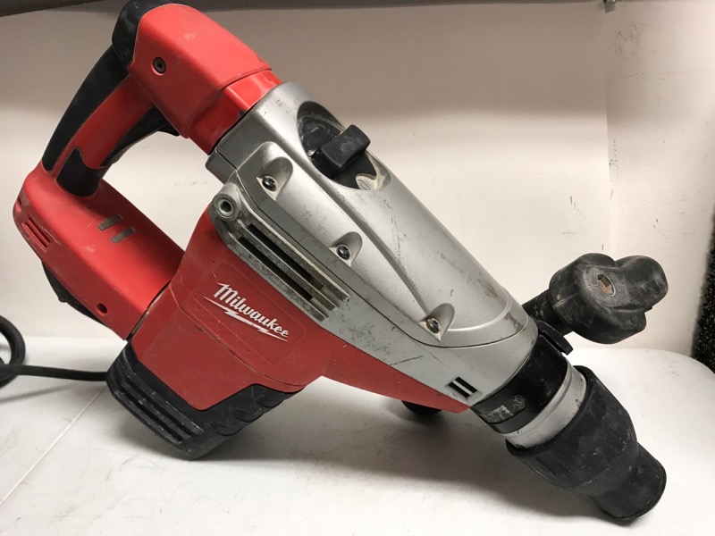 MILWAUKEE TOOL Demolition Hammer 5446-21 Very Good | TNT Pawn Arizona ...