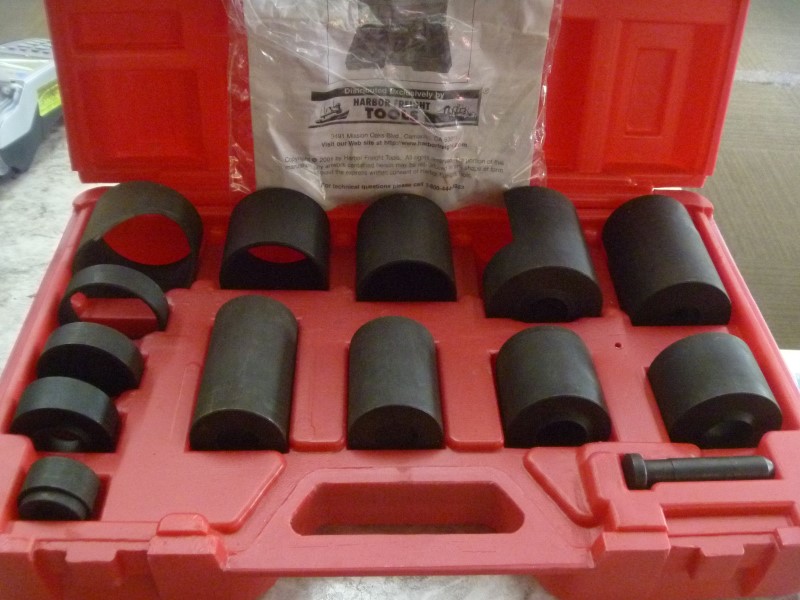 HARBOR FREIGHT TOOLS MASTER BALL JOINT ADAPTER / 14 PIECE KIT - VERY