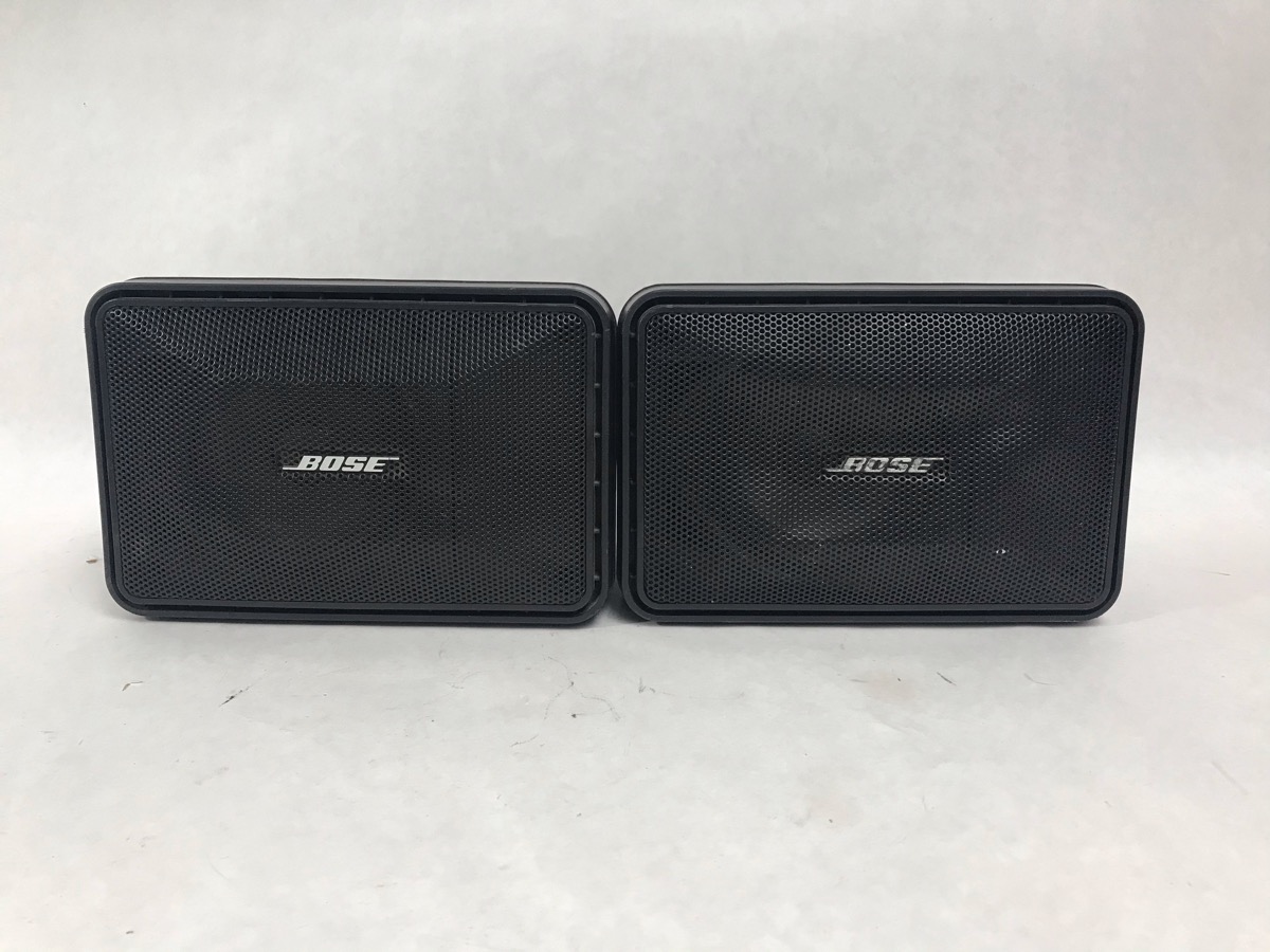 2 Bose Model 101 Music Monitor Black Indoor Outdoor Mountable