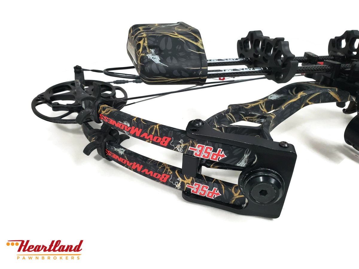 PSE Archery Bow Madness Skullworks Camo Compound Bow With Quiver Very