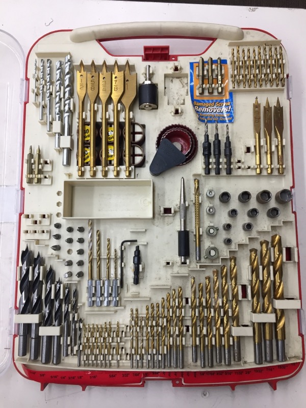 MASTERGRIP 109PC TITANIUM BIT SET Acceptable Axel
