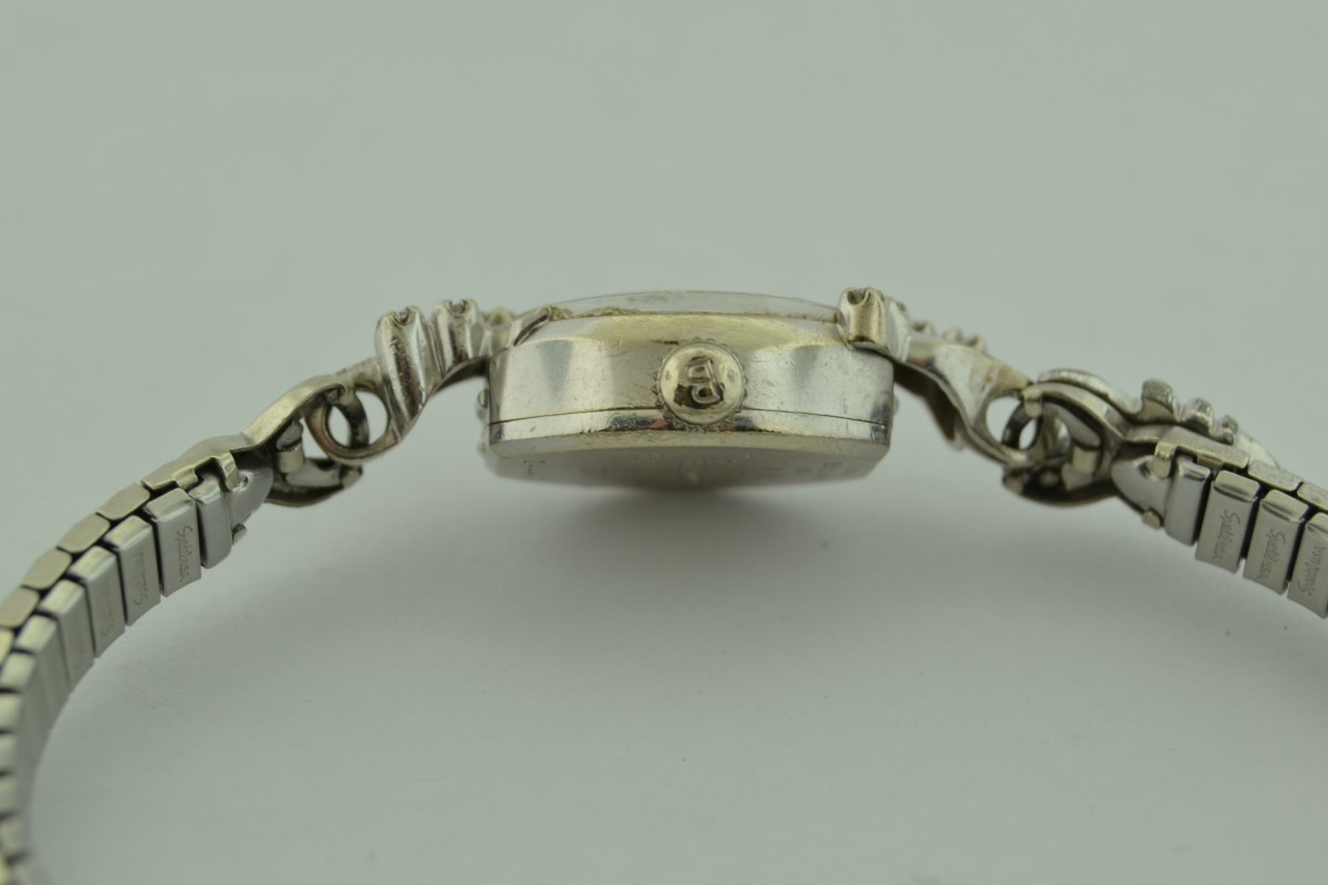 BULOVA Lady's Wristwatch 23J 8 Dias .08ctw 14K White Gold 4.0g NO WORK