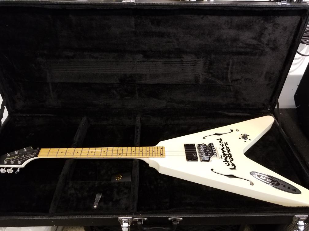 ARTEMIS ARMS CUSTOM V GUITAR Very Good Buya