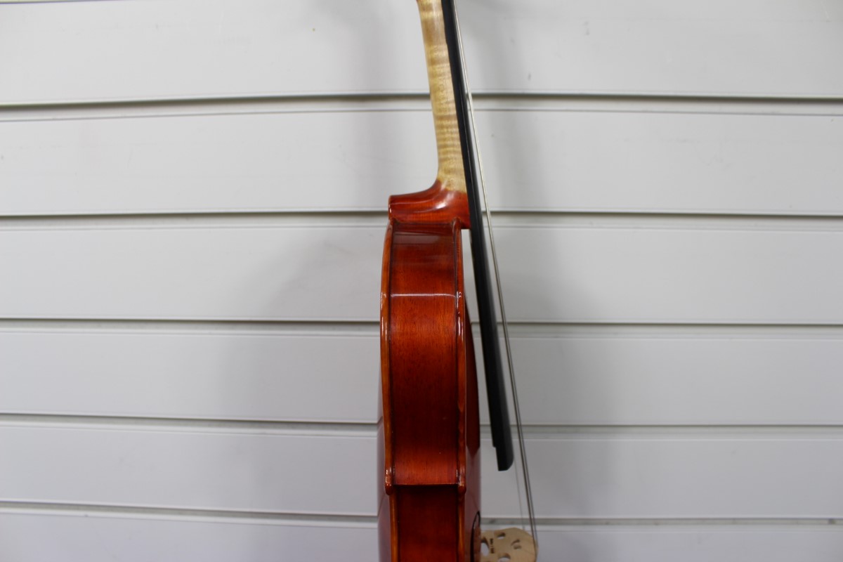 Quinlan & Fabish Wolfgang Amberg Violin 4/4 w/ Bow, Shoulder Rest