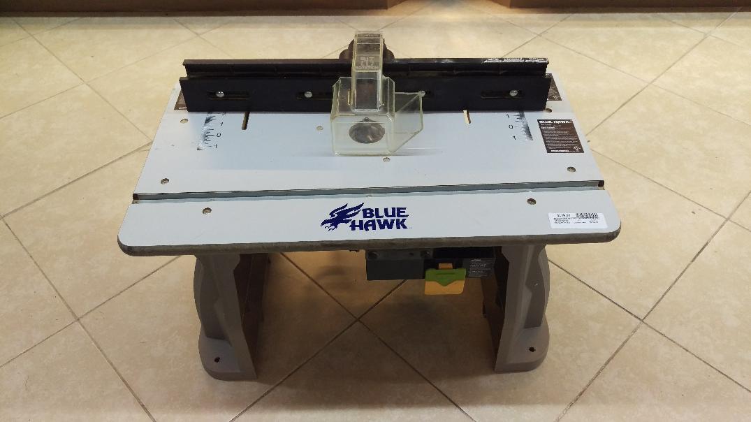 BLUE HAWK ROUTER TABLE 1034 Buya