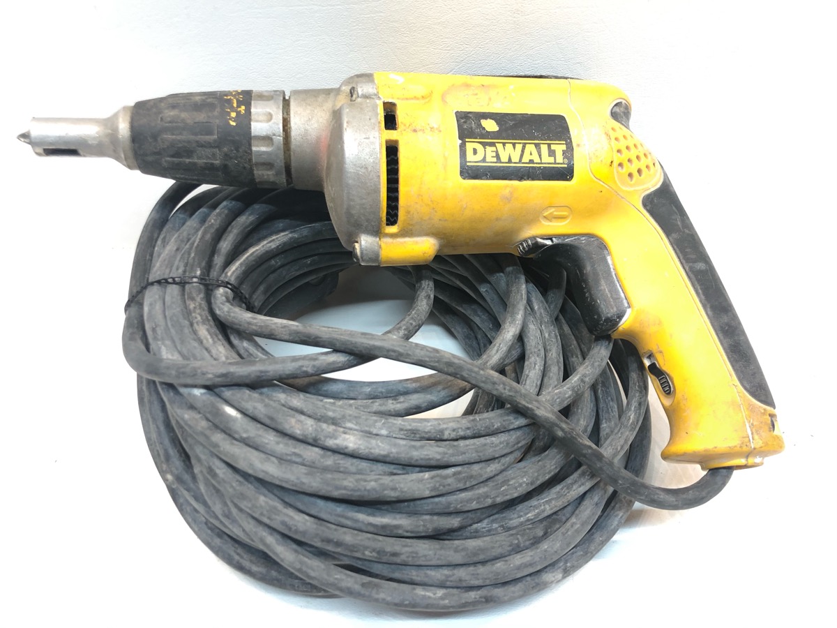 DEWALT DW272WT SCREW GUN 220V Acceptable Central Mega Pawn Ontario CA