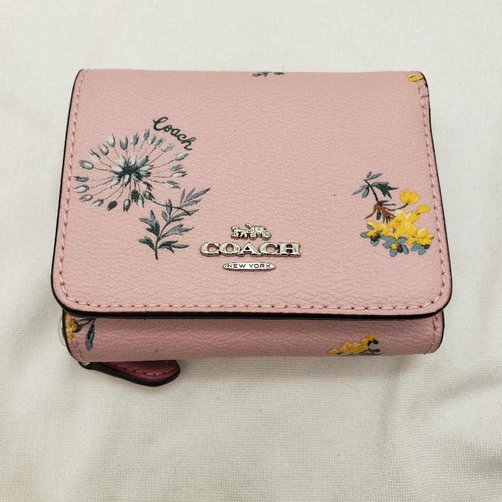 COACH SMALL BLUSH PINK FLOWER WALLET Brand New | Capital Pawn | Salem | OR