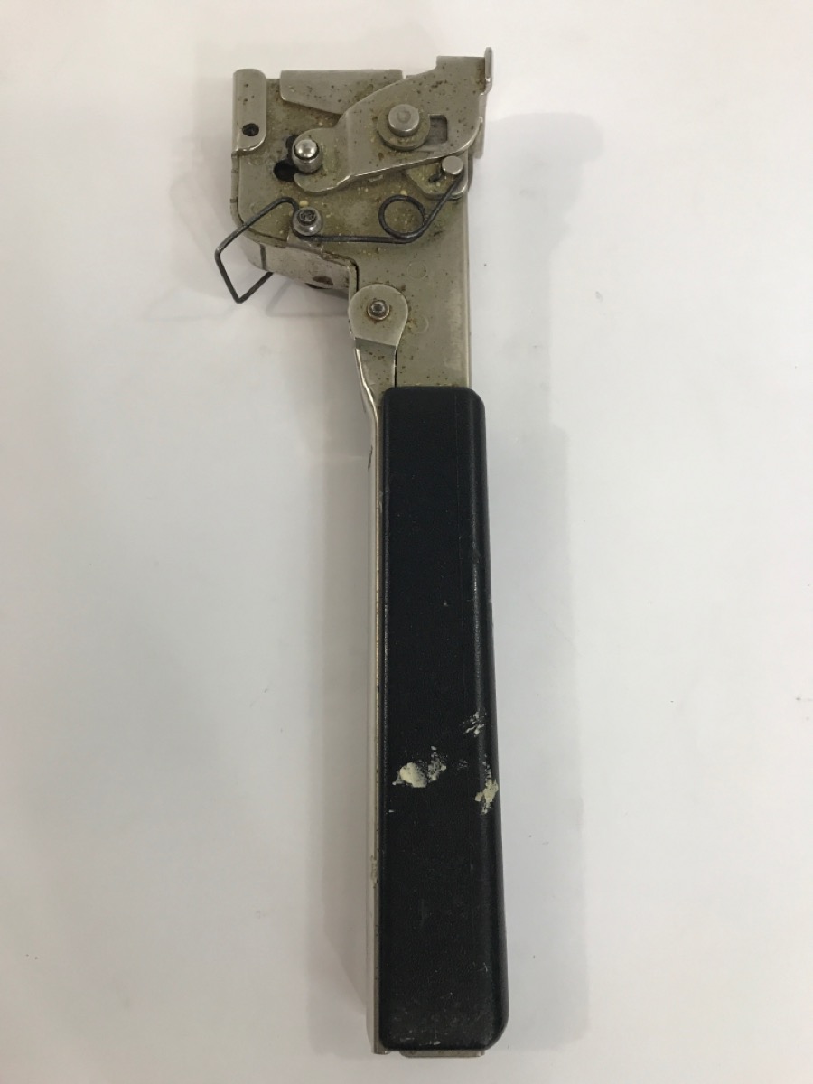 DUOFAST HT 550 Hammer Tacker Stapler (merae) Very Good Sharp Assets