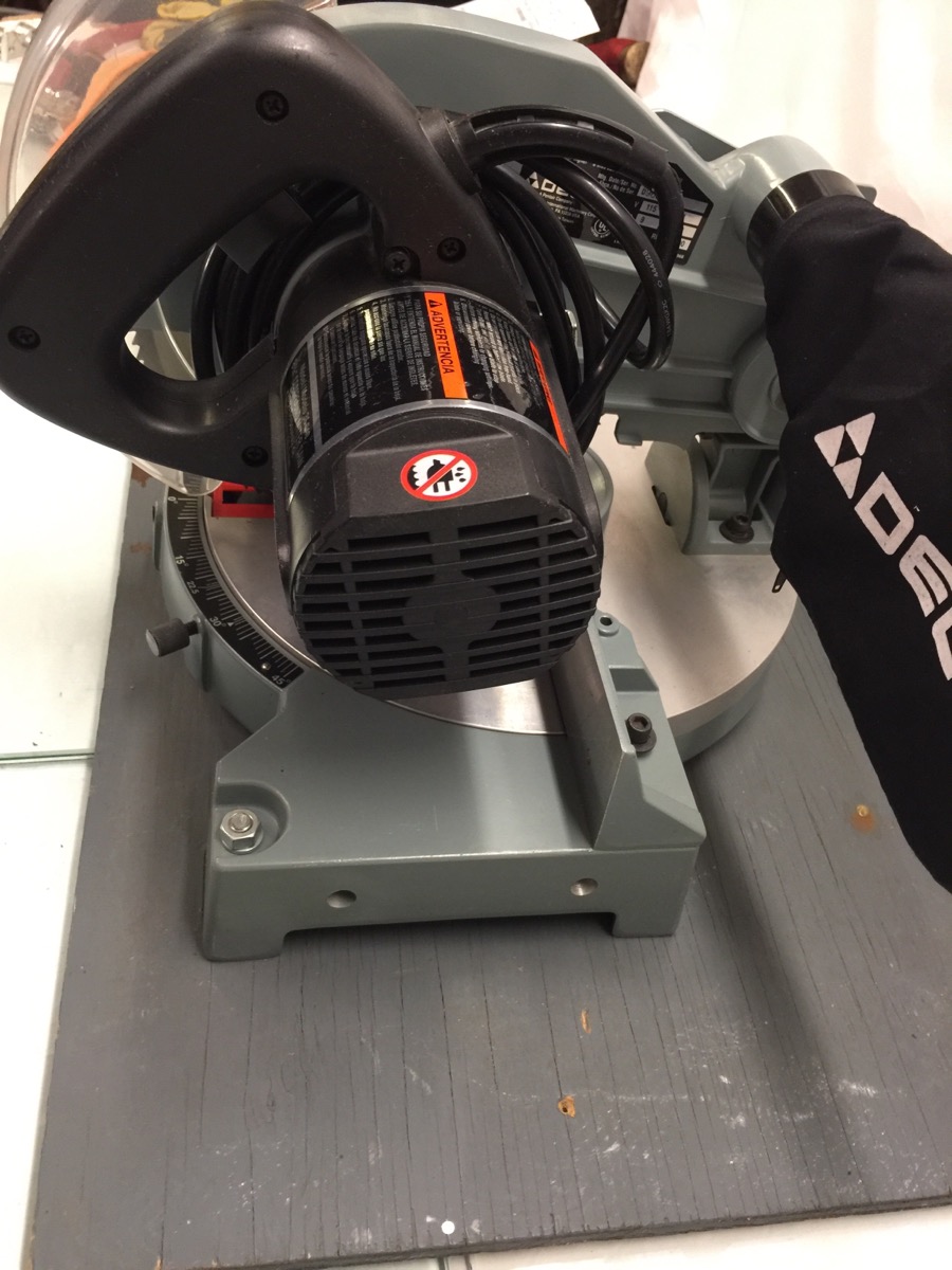 DELTA TOOLS Miter Saw 36040 Good Capitol City Pawn & Jewelry