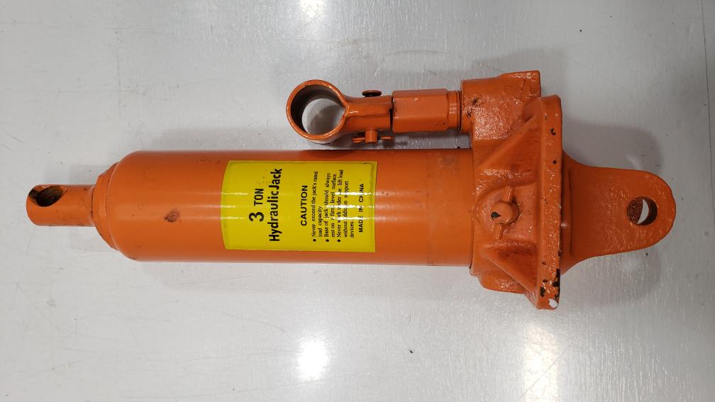 Central Hydraulics S1647 PickUp Truck Lift 1000 Lbs. Like New