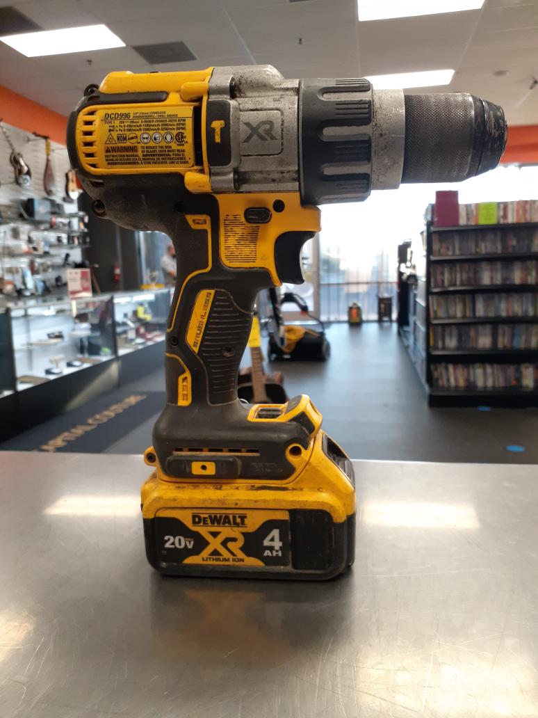 DEWALT HAMMER DRILL Good Capital Pawn Salem OR