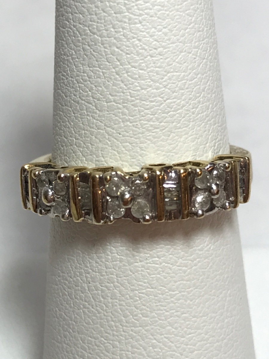 Lady's Gold Wedding Band 10K Yellow Gold 2.9g Preowned