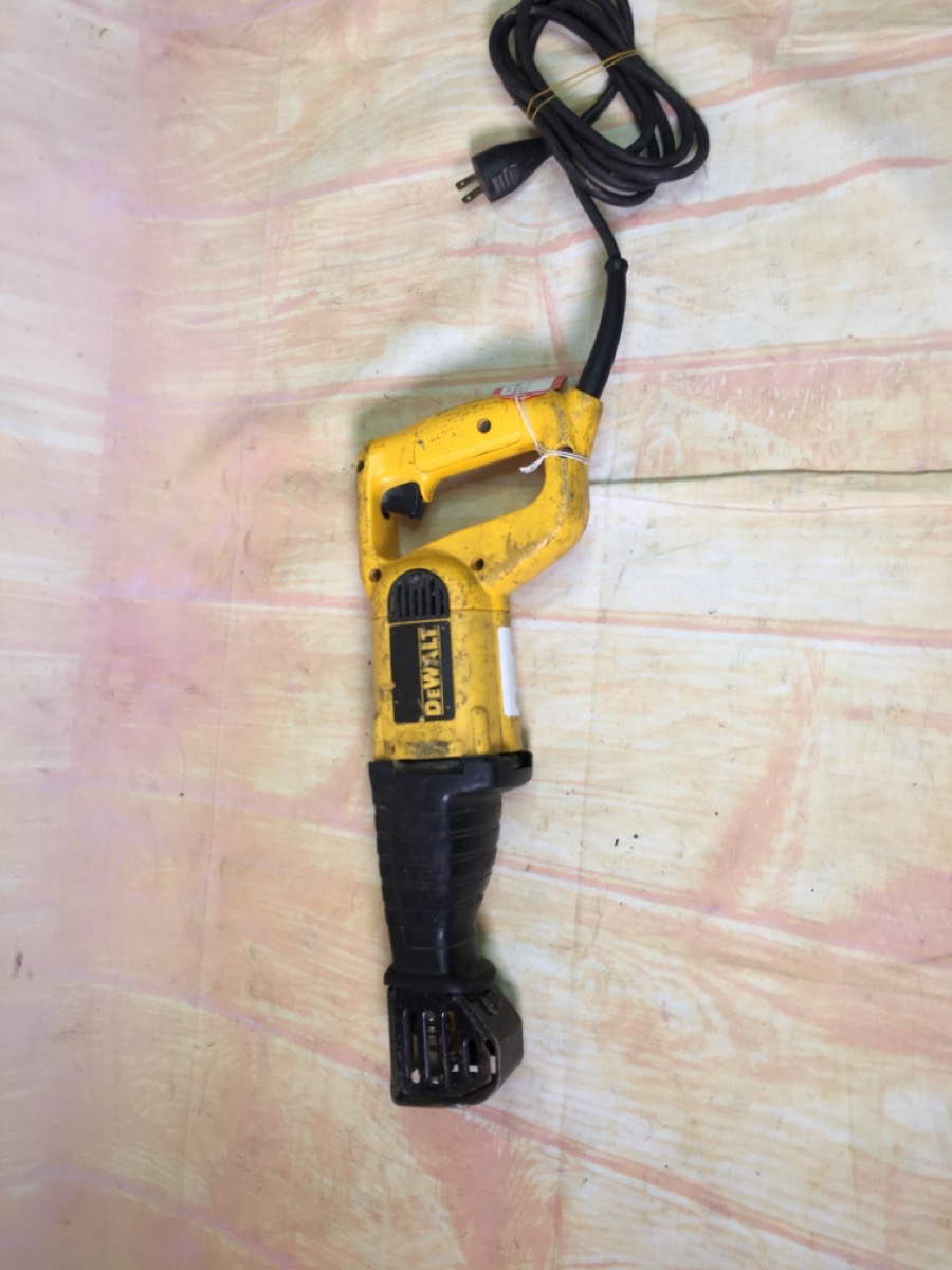 DEWALT RECIPROCATING SAW DW304P Good Beach City Pawn & Guitar Huntington Beach CA