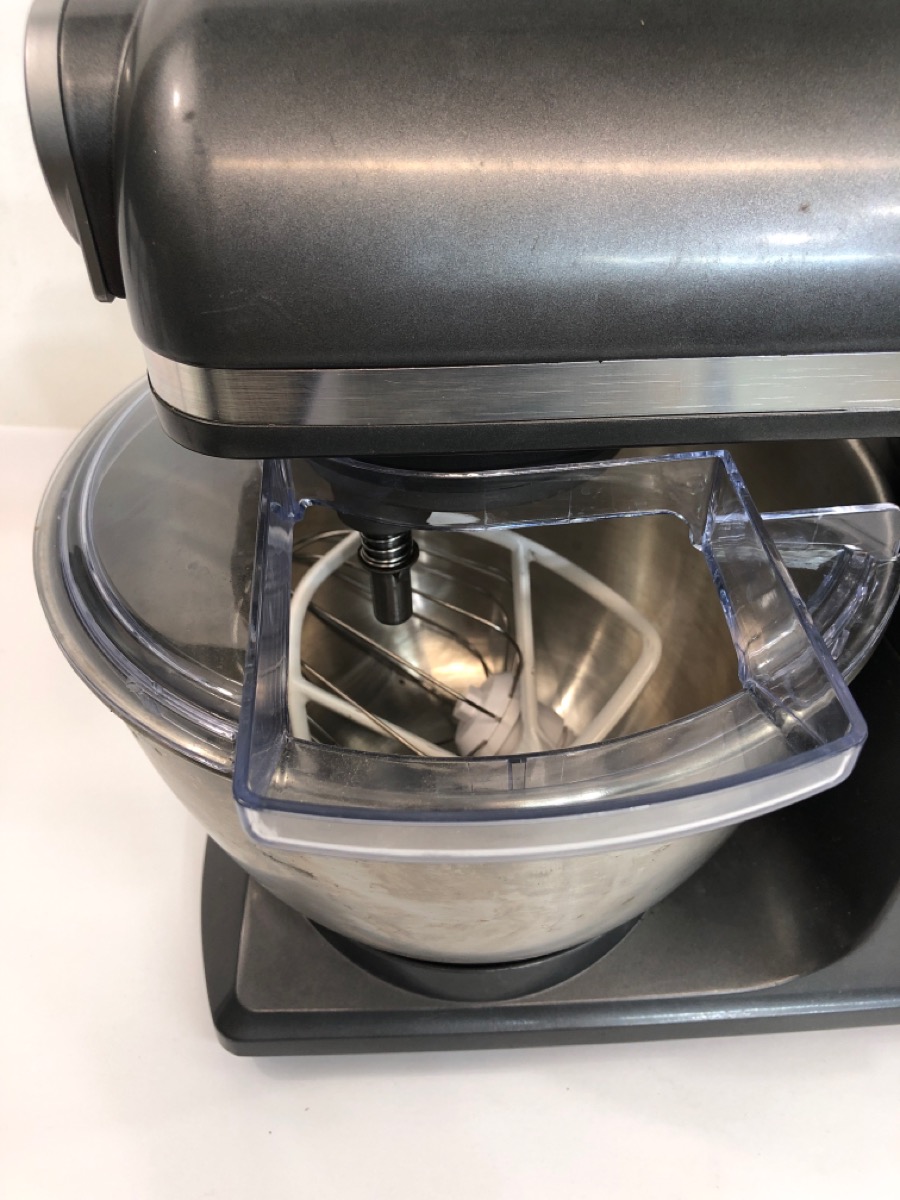 FARBERWARE 4.7 QUART STAND MIXER (ae) Good Sharp Assets LLC