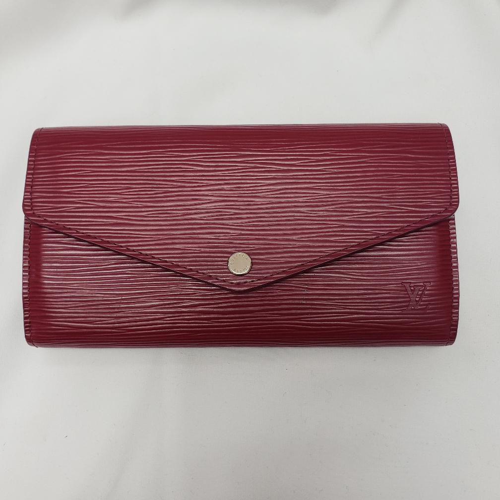 sarah epi wallet