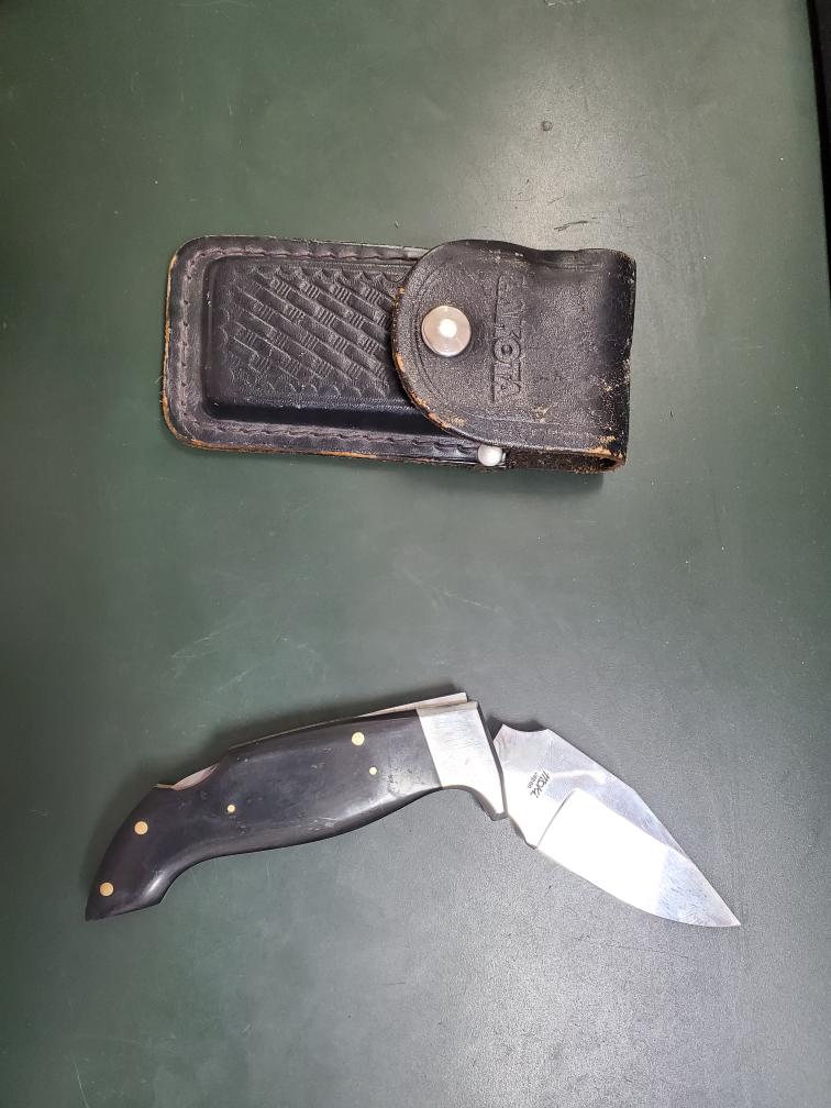 LAKOTA MOKI FOLDING POCKET KNIFE Very Good River City Pawnbrokers