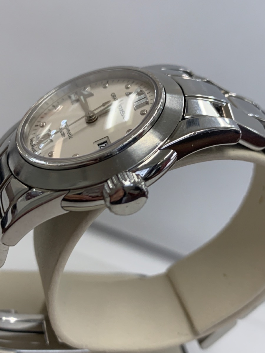 GIRARDPERREGAUX Lady's Wristwatch 8039 Very Good Shaw's R&R Jewelry