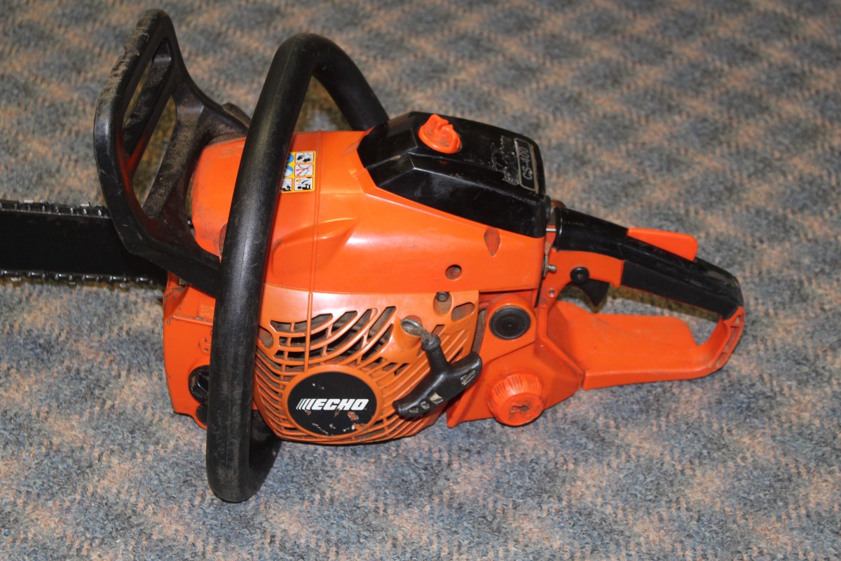 ECHO OUTDOOR POWER EQUIPMENT CS440 CHAINSAW Good Buya