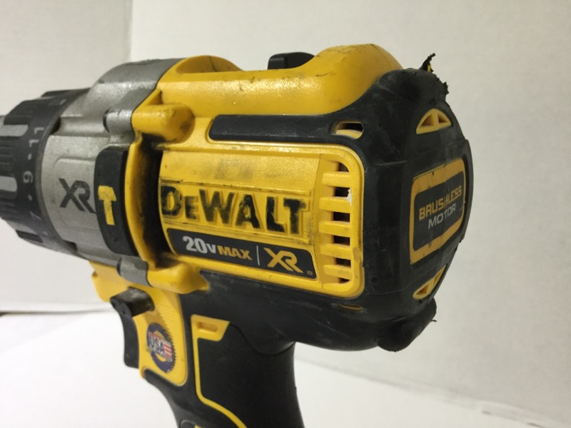 DeWalt Cordless Drill DCD996 Brushless 1/2" Chuck Size 20V Liion