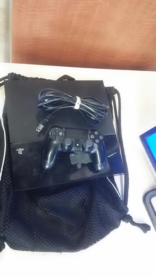 SONY PS4 SYSTEM CUH1001A 500GB Very Good Buya