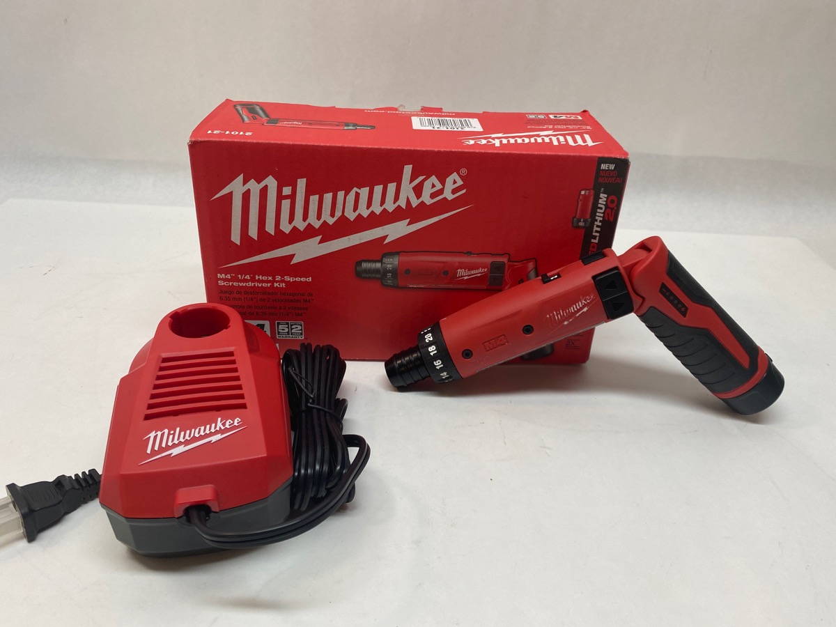 Milwaukee 210121 M4 4Volt LithiumIon Cordless 1/4" Hex Screwdriver Very Good Heartland