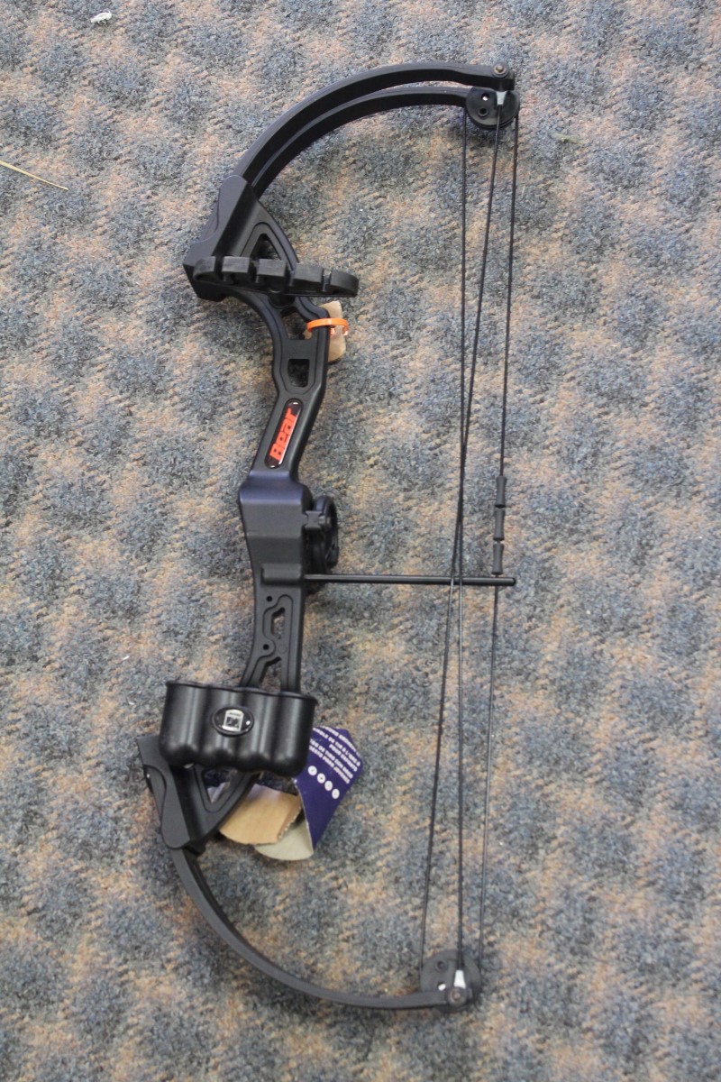 BEAR ARCHERY YOUTH BRAVE Brand New Double Deuce Pawn & Gun LLC