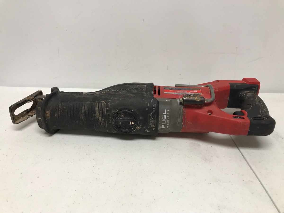 Milwaukee 2621-22 M18 Sawzall Reciprocating Saw W2 Bat 販売促進