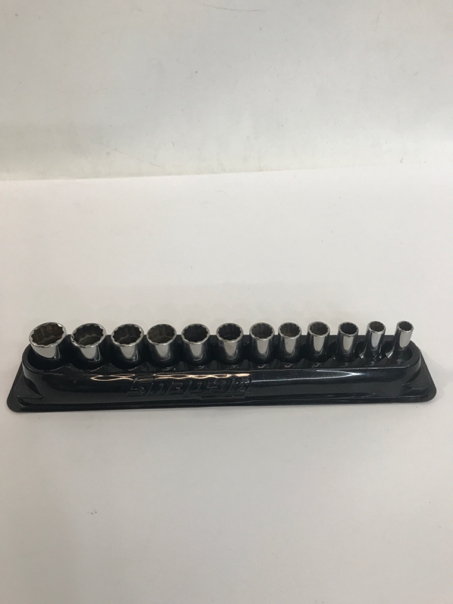 SNAPON 3/8 DRIVE SOCKET SET 12 Pc Metric 819 (rlrae) Very Good