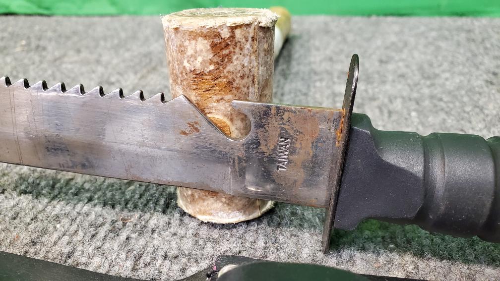 Vintage 420 Stainless steel Taiwan Made Fixed 6" Blade Survival Knife w