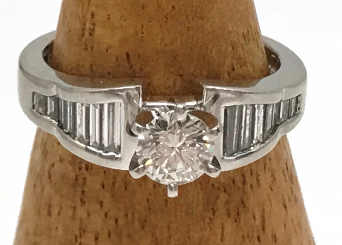 Lady's Platinum-Diamond Engagement Ring 15 Diamonds 1.01 Carat T.W. Pre ...