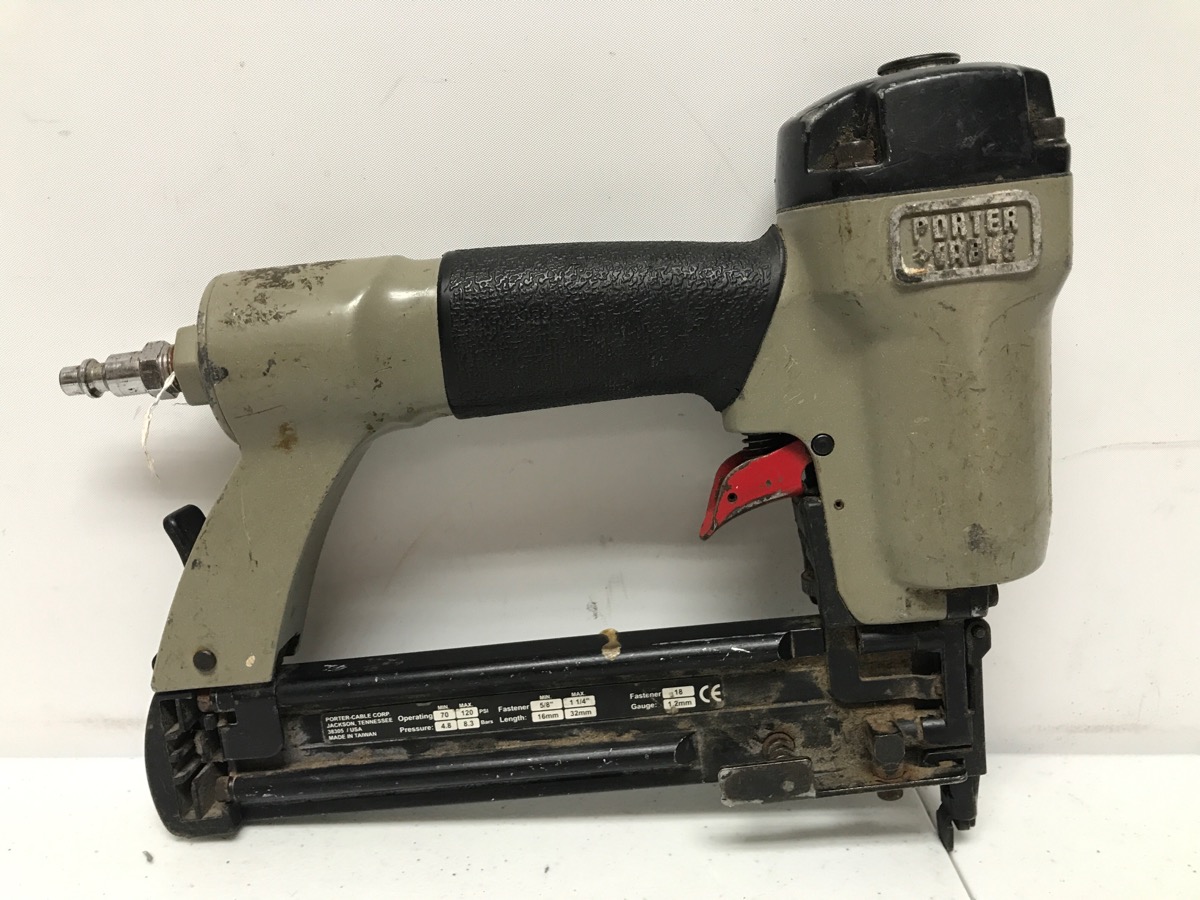 PORTER CABLE BN125A 18GA BRAD NAILER **ASIS FOR PARTS OR REPAIR** (ml