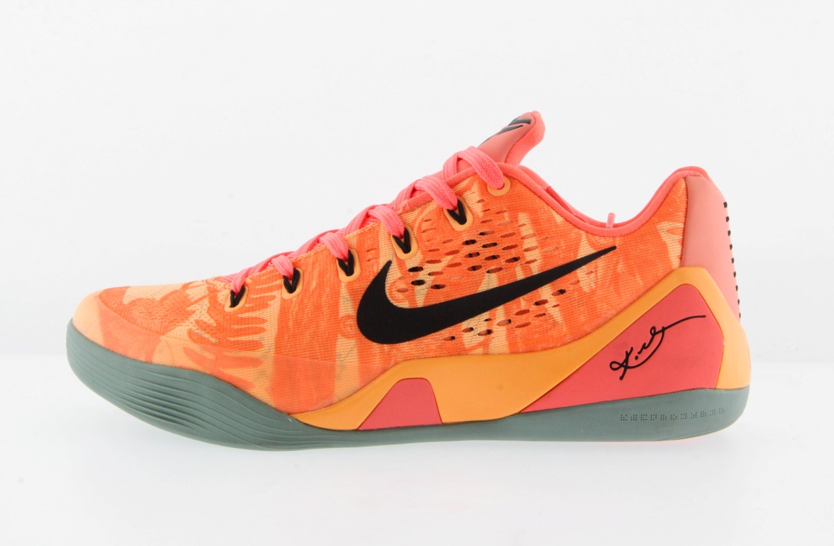 kobe 9 low peach mango