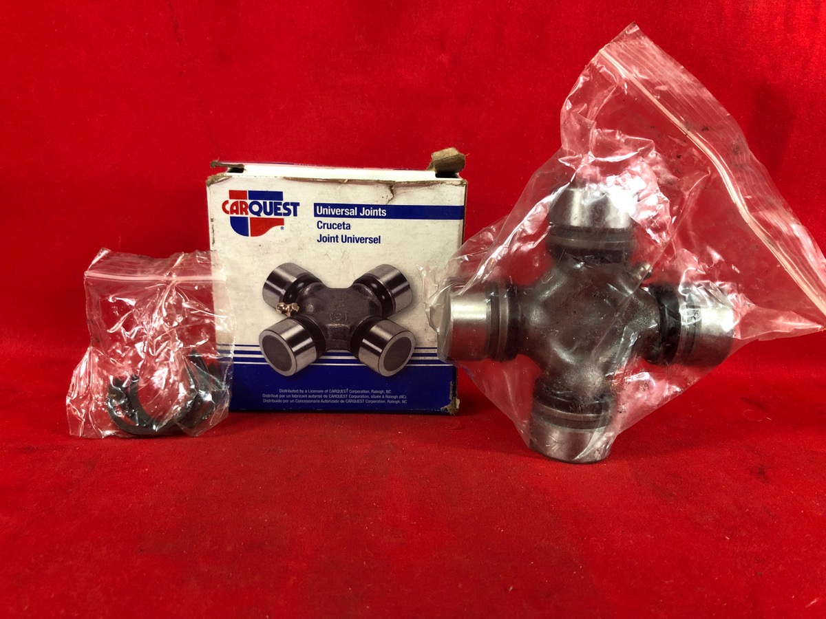 car-quest-universal-joint-2-3011-u-joint-very-good-buya